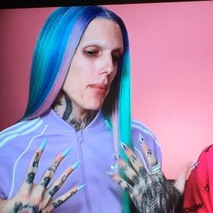 Meet your Posher, Madison